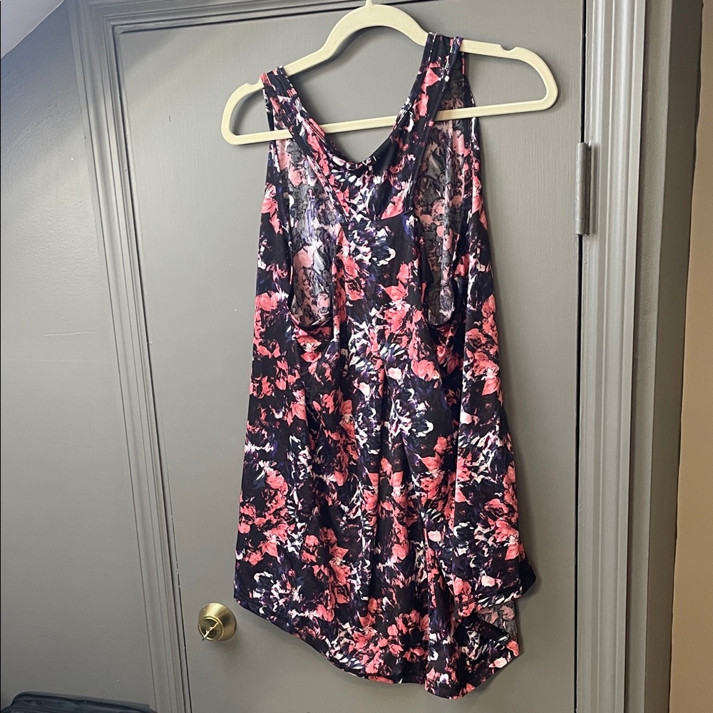 Livi Active Navy Tank Top with Pink Floral Print - Picture 3 of 4